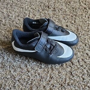 Kids Black and White Soccer Cleats